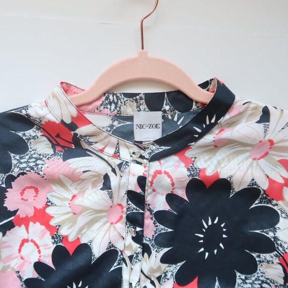 NIC+ZOE Black Pink White Floral Print Button Front Blouse Long Sleeve Size L - Picture 6 of 9